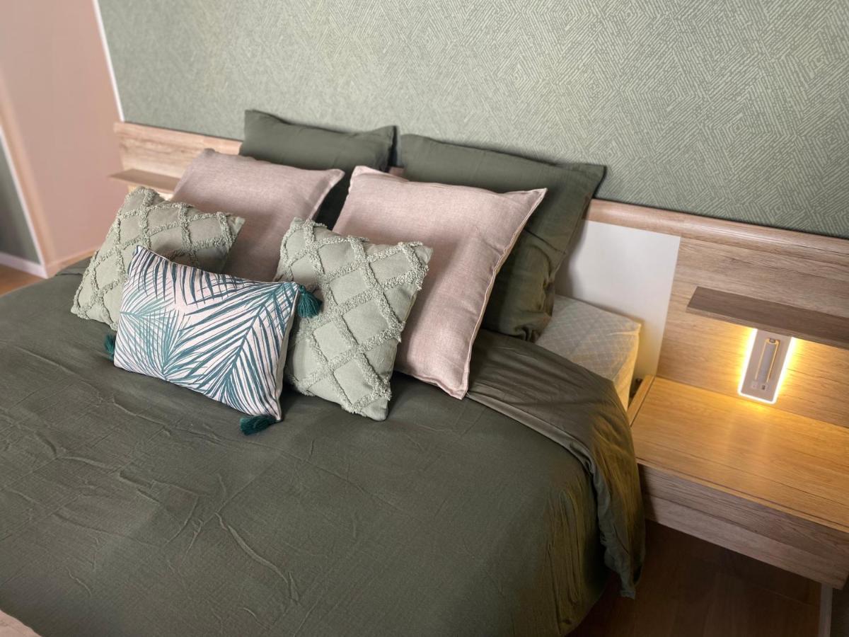Le Gonzague, Appartement Hyper-Centre Tout Confort. Charleville-Mezieres Luaran gambar