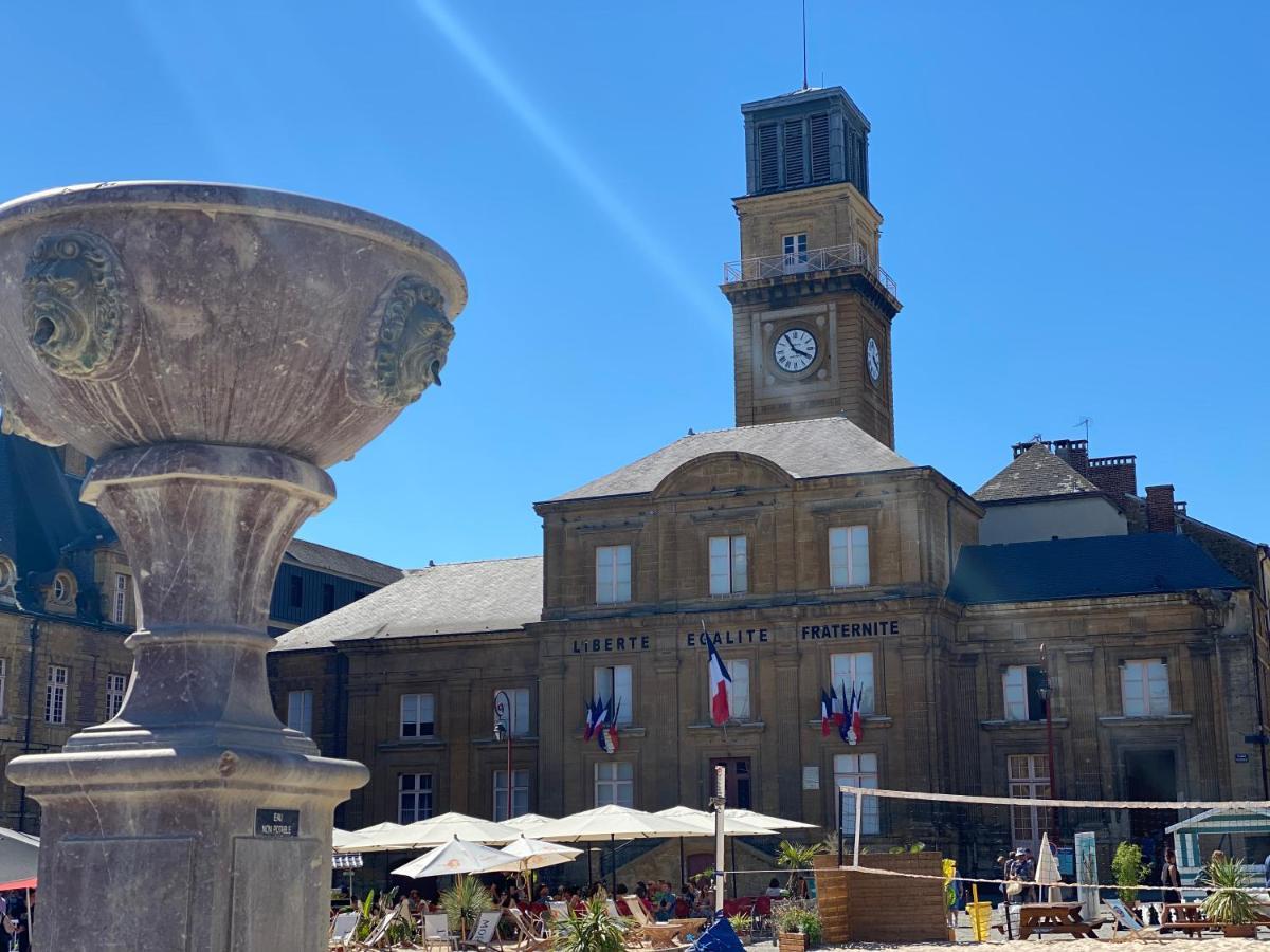 Le Gonzague, Appartement Hyper-Centre Tout Confort. Charleville-Mezieres Luaran gambar