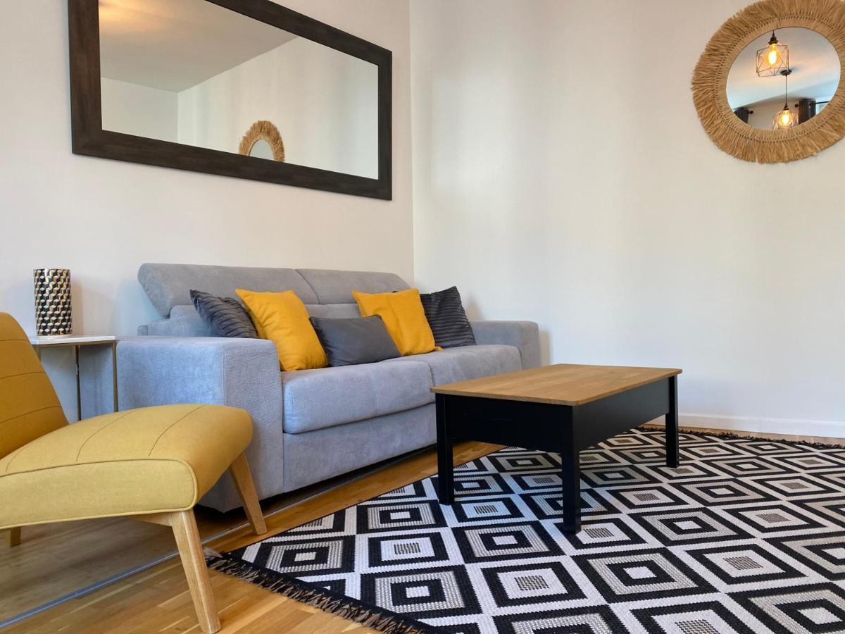 Le Gonzague, Appartement Hyper-Centre Tout Confort. Charleville-Mezieres Luaran gambar